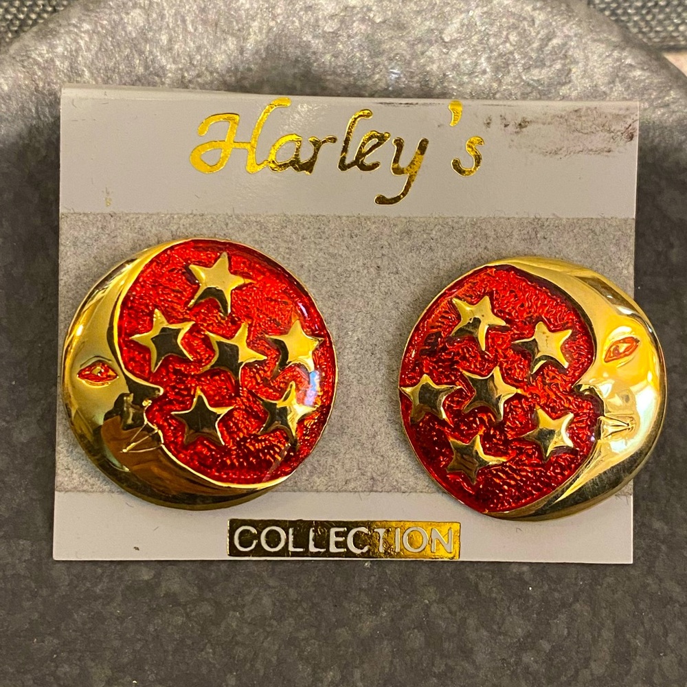 Vintage Moon 🌙 & Stars ✨ Stud Earrings in Red & Gold
